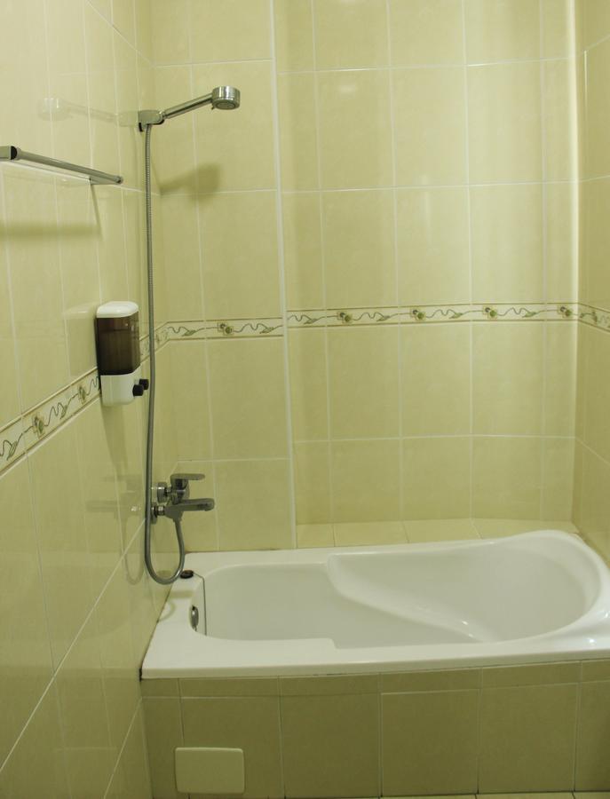 Lu An Backpacker Hostel Jiji Esterno foto